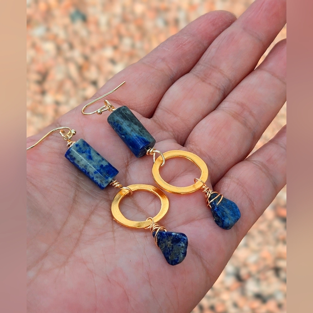 Ancient Sumerian Inspired Natural Lapis Lazuli In Hammered Gold Plated Earrings - Picture 7 of 10